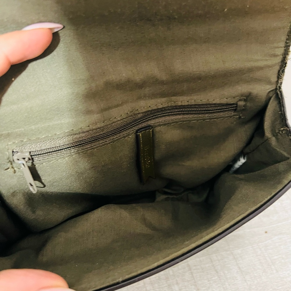 Vintage Bershka Shoulder Bag – Olive Green with Leopard Print Accent - Picture 13 of 14